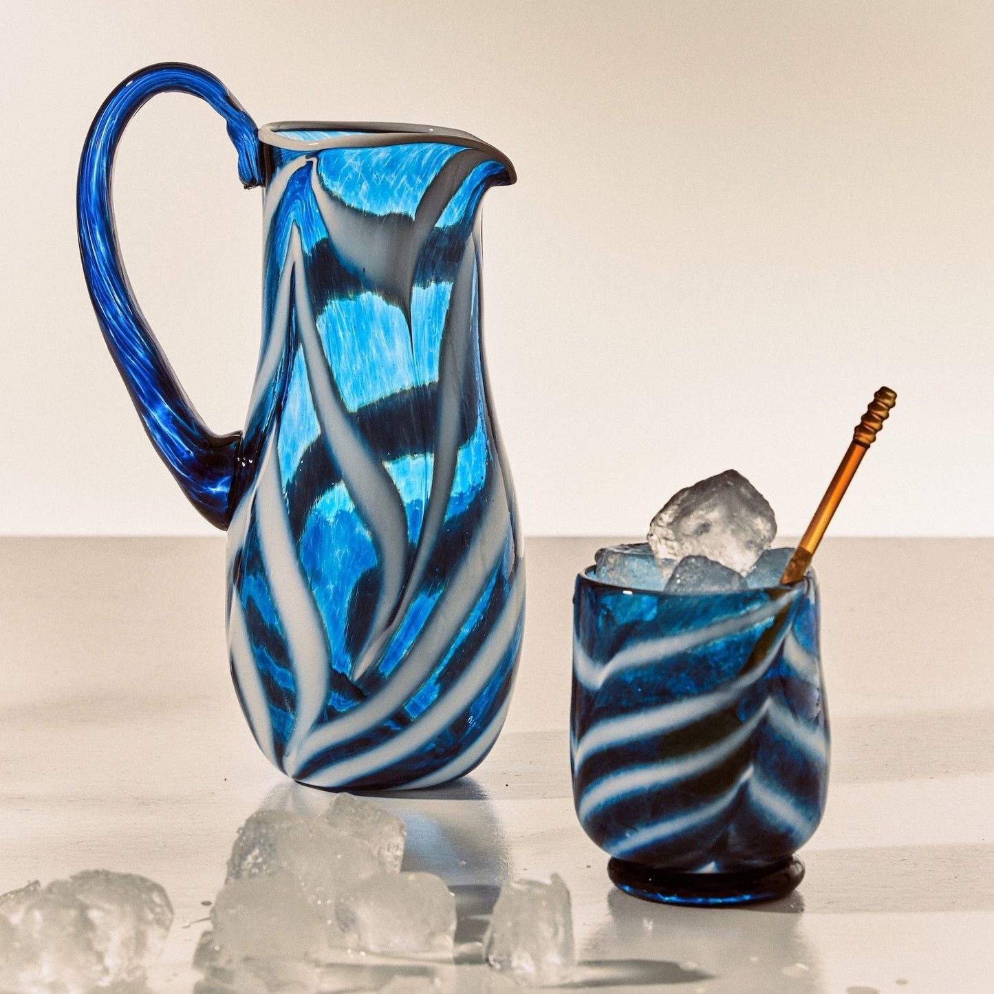 Noosline | Cobalt Blue & White Swirl Classic Glass Pitcher